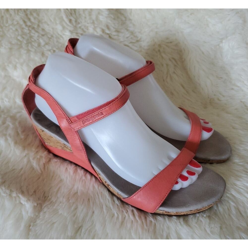 Patagonia Sandals Womens 8.5 M Solimar Wedge Heels Ankle Strappy T11346 Coral